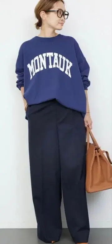 두 번째 클래스 MONTAUK SWEAT