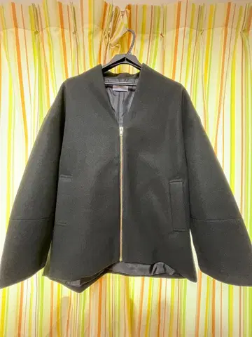 노카라 자켓 숏 기장 블랙