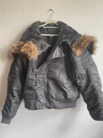 ALPHA INDUSTRIES 퍼 부착 MA-1 플라이트 자켓 L