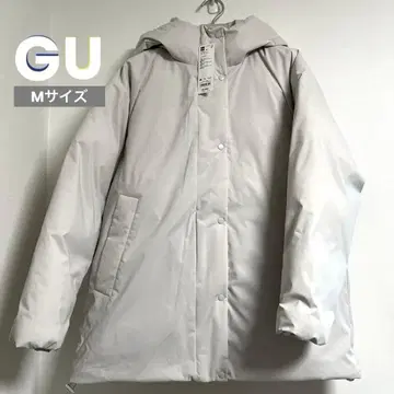 GU 웜 패디드 스티치리스 코트 M 사이즈 2025