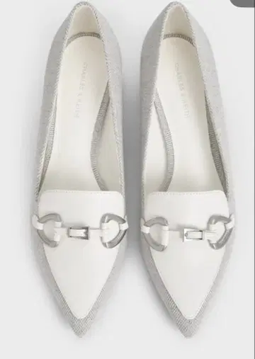 찰스 앤 키이스 메탈릭 악센트 스틸레토 블록 힐 펌프스