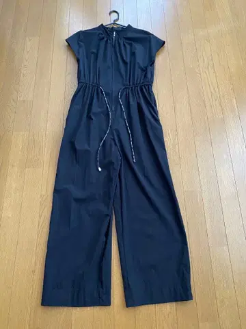 [ SCOTCLUB ] 프렌치 슬리브 올인원 블랙