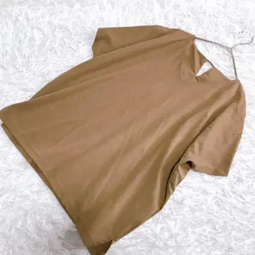 BEAUTY&YOUTH 뷰티&유스(F) 반팔 T셔츠 V넥