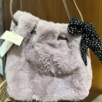 택 포함 새상품 grove 연보라 퍼 복슬복슬 숄더백