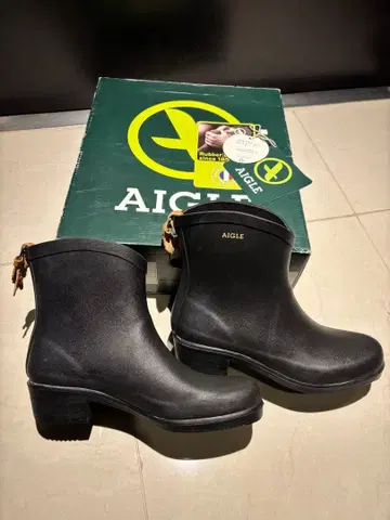AIGLE 블랙 레인부츠 미스 줄리엣 37