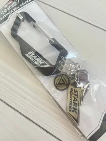 STARK INDUSTRIES 카라비너 키링