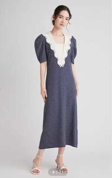 CELFORD 스캘럽 세일러 니트 원피스