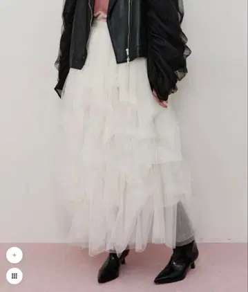 LA BELLE ETUDE CARRIE 볼륨 샤샤 스커트