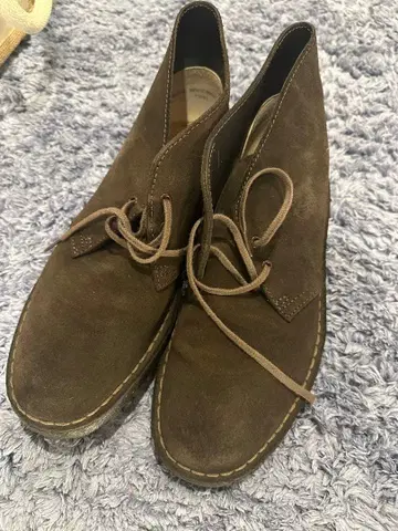 Clarks Originals Desert Boot 브라운