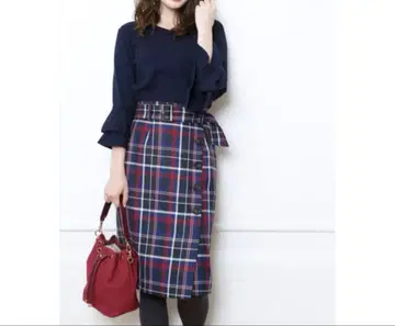 JUSGLITTY [새상품급] 체크 무늬 타이트 스커트 허리 벨트 포함