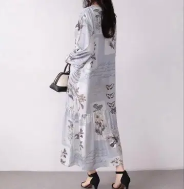 꽃무늬 프린트 긴팔 원피스