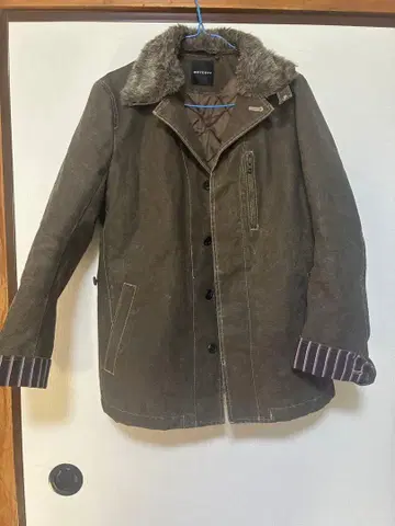 BOYCOTT 퍼 옷깃 브라운 자켓