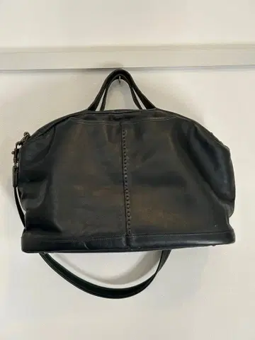 Magnu 가죽 보스턴 백 다크 그린 새상품급