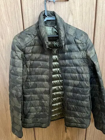 UNIQLO 유니클로 울트라 라이트 다운 자켓 S 카모플라쥬