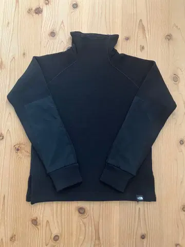 THE NORTH FACE 익스플로러 테크 스웨터 블랙 M