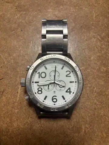 NIXON THE 51-30 손목시계