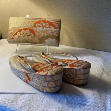 사가니시의 아름다운 백 조리 세트