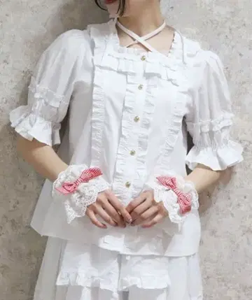 Chalmiere 스퀘어 오픈 코튼 블라우스 (화이트)