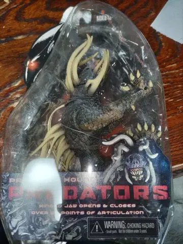 NECA 네카 프레데터 도그 하운드 프레데터 배드랜드