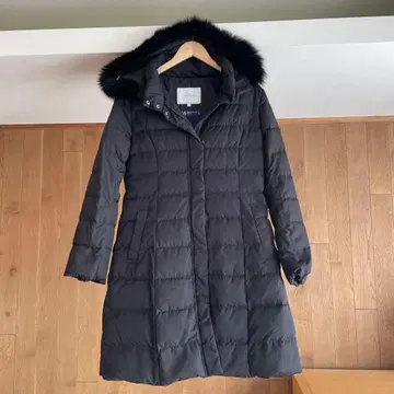 UNTITLED (언타이틀) 퍼 달린 다운 코트