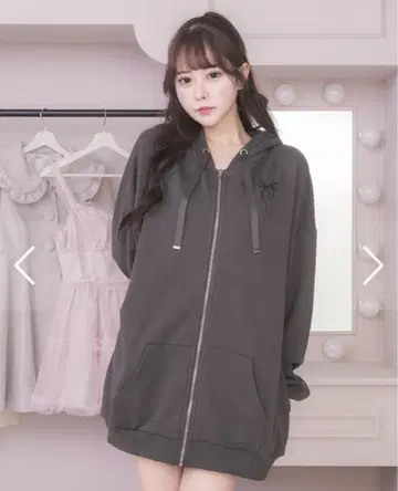 pium 백 크로스 오버 사이즈 후드티 차콜