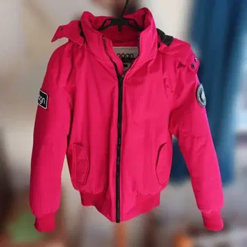 새상품급 토보간 캐나다 M