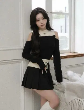 [ 완판템 ] Darich 숄더 오픈 니트 셋업