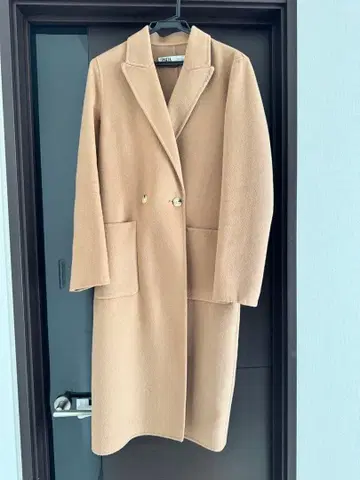 ZARA 베이지 더블 브레스트 코트