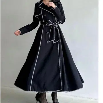 [택 포함 새상품] RESEXXY 파이핑 디자인 롱 코트 블랙