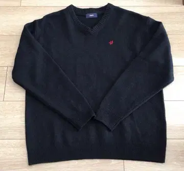 SHIPS: 원포인트 로고 니트 블랙