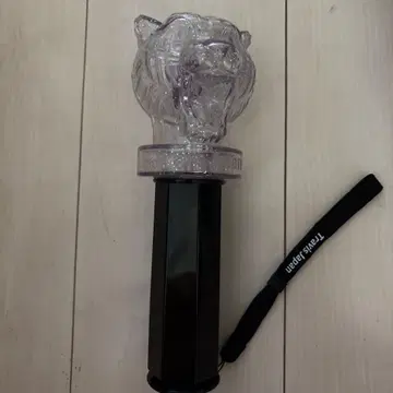 TravisJapan viisual 응원봉