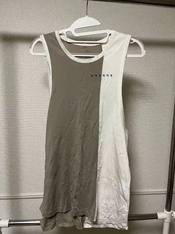 크로노스 탱크탑 2개 세트