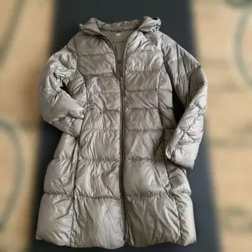 UNIQLO 다운 자켓 S 사이즈