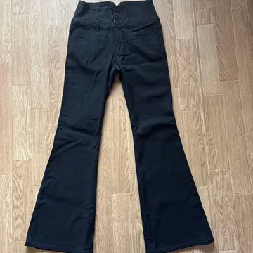 새상품 SUREVE 플레어 팬츠 스트레치 블랙 속기모 M~L