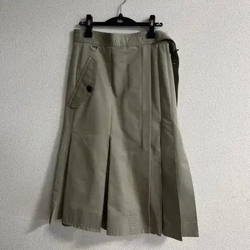 sacai 22FW 사이즈 33 플리츠 스커트 벨트 포함 베이지 계열