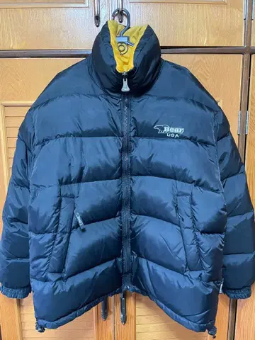 Bear USA 리버서블 다운 자켓 블랙/옐로우 컬러