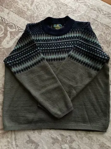 BURTON 페어아일 패턴 니트 스웨터