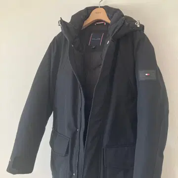 TOMMY HILFIGER 블랙 다운 자켓 M