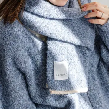 카스타네 머플러