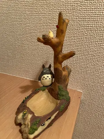 나무 그늘의 토토로 열쇠 걸이