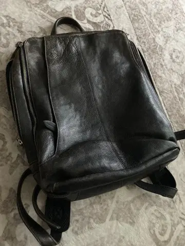 가죽 심플 백팩