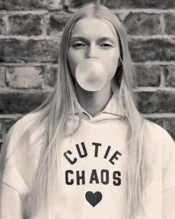 ZARA X Harry Lambert 플로키 텍스트 후디