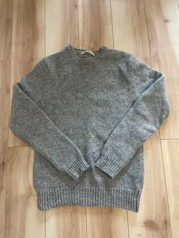 저널 스탠다드 그레이 크루넥 스웨터