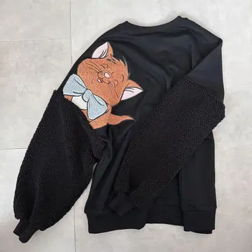 새상품 오샤레 캣 마리 루즈 보아 맨투맨