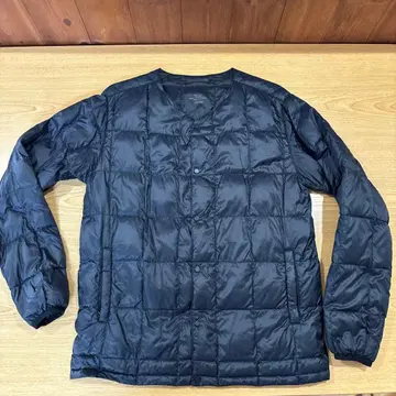 FIDELITY 블랙 다운 자켓