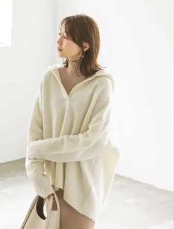 noble 뉴앙스 니트 후드티