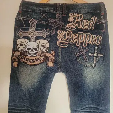 Red Pepper 스컬 자수 데님 팬츠