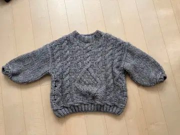 [ 무료배송 ] 그레이 케이블 짜임 니트 스웨터 벌룬 소매