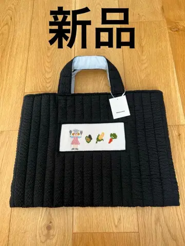 미사용 새상품 mojocamar 레슨백 자수 블랙