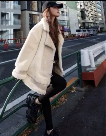 GlamLips 보아 코트 happybox 한정판